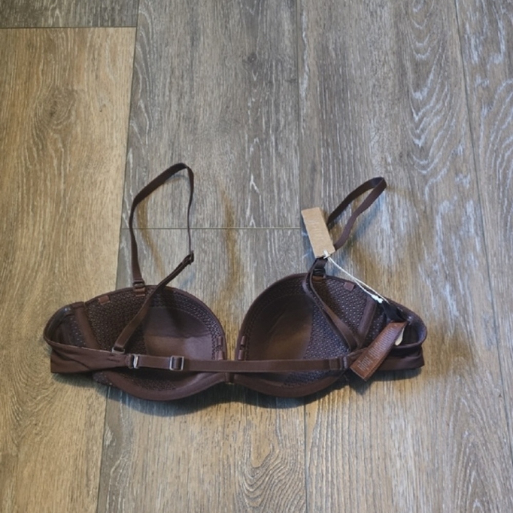 Women’s Brown T-Shirt Bra - Brand: SKIMS - Picture 2 of 3